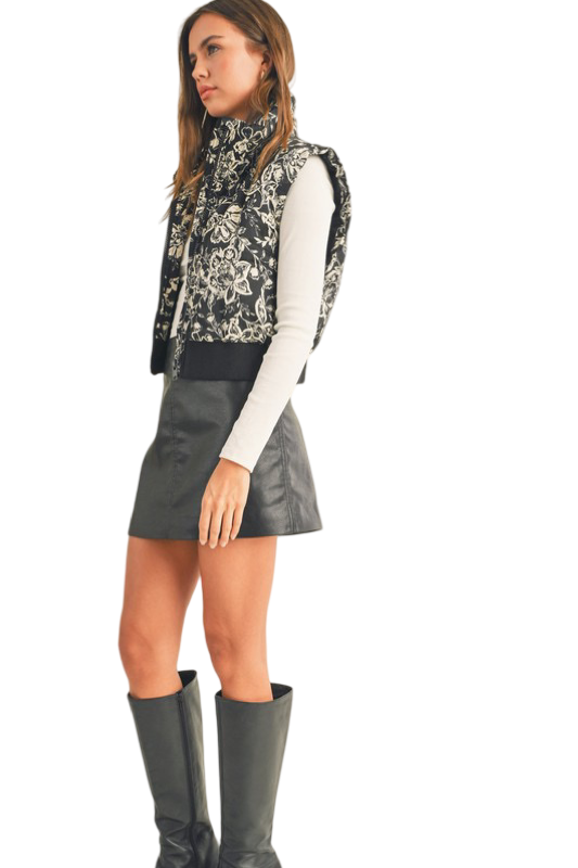 Apparel- En Merci Floral Cropped Puffer Vest